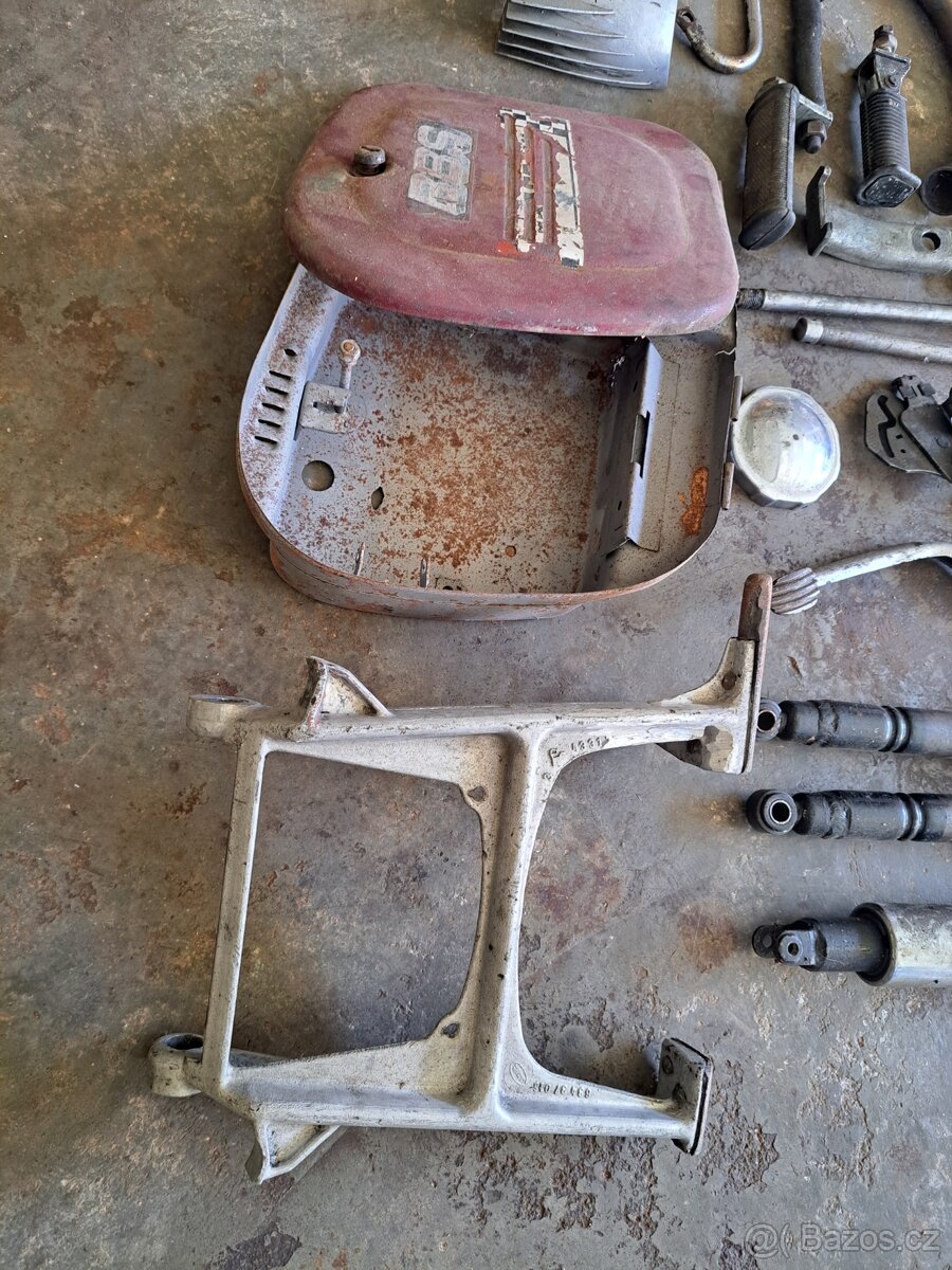 Jawa - náhradní díly - 5