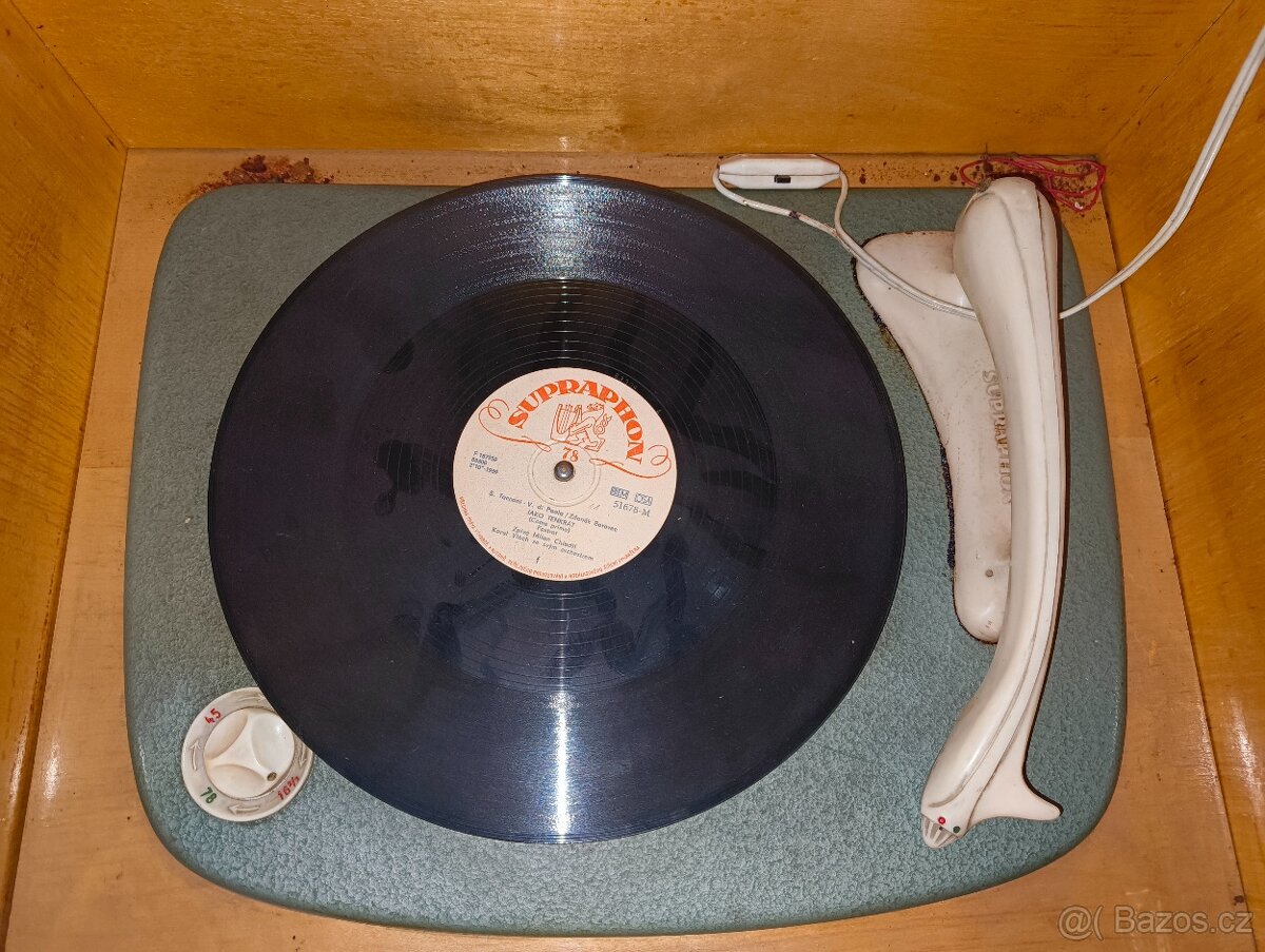Staré rádio gramofon Supraphon model LE61 - 5