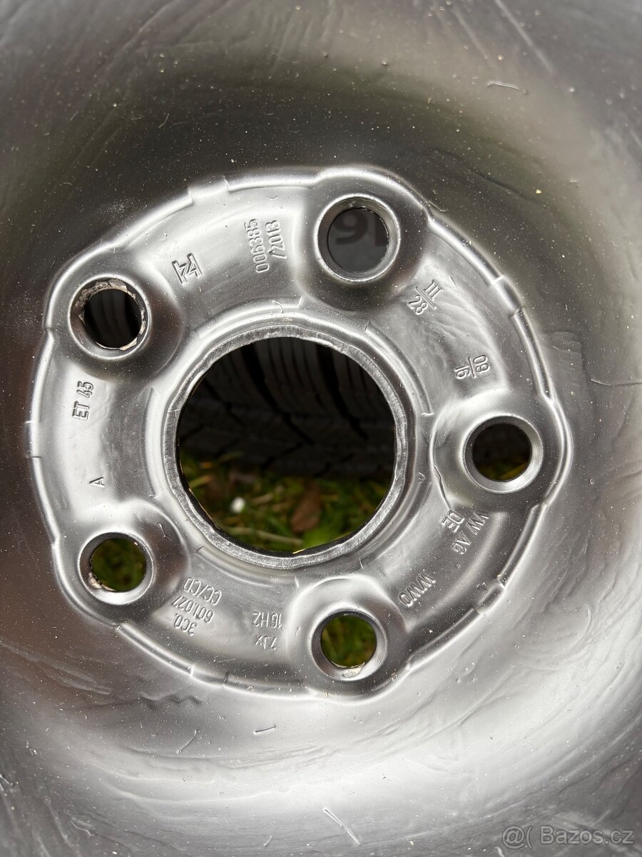 Zimní 5x112 215/60r16 - 5