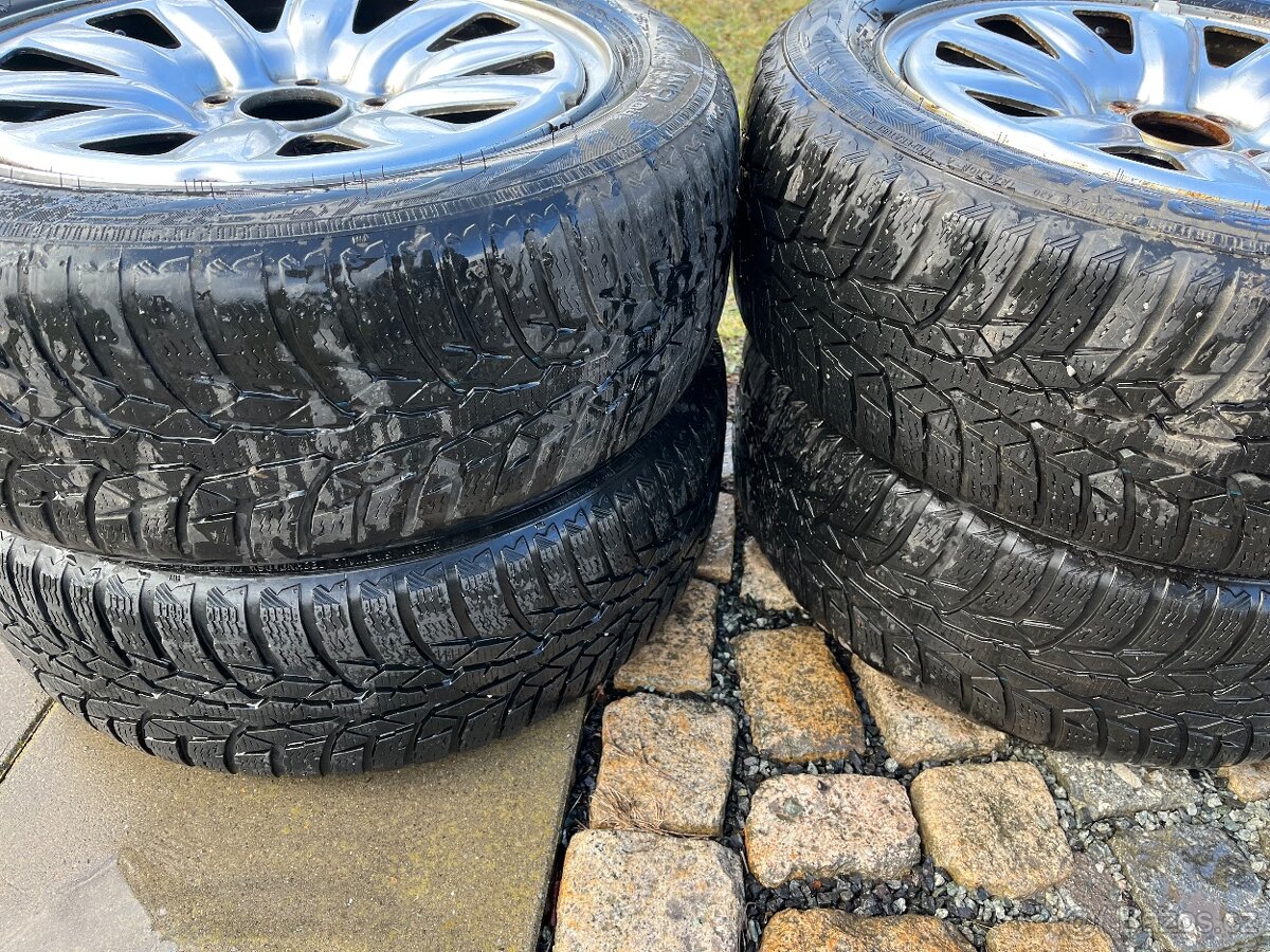 4x plechový disky 5x114 R16, zimní pneu - 5