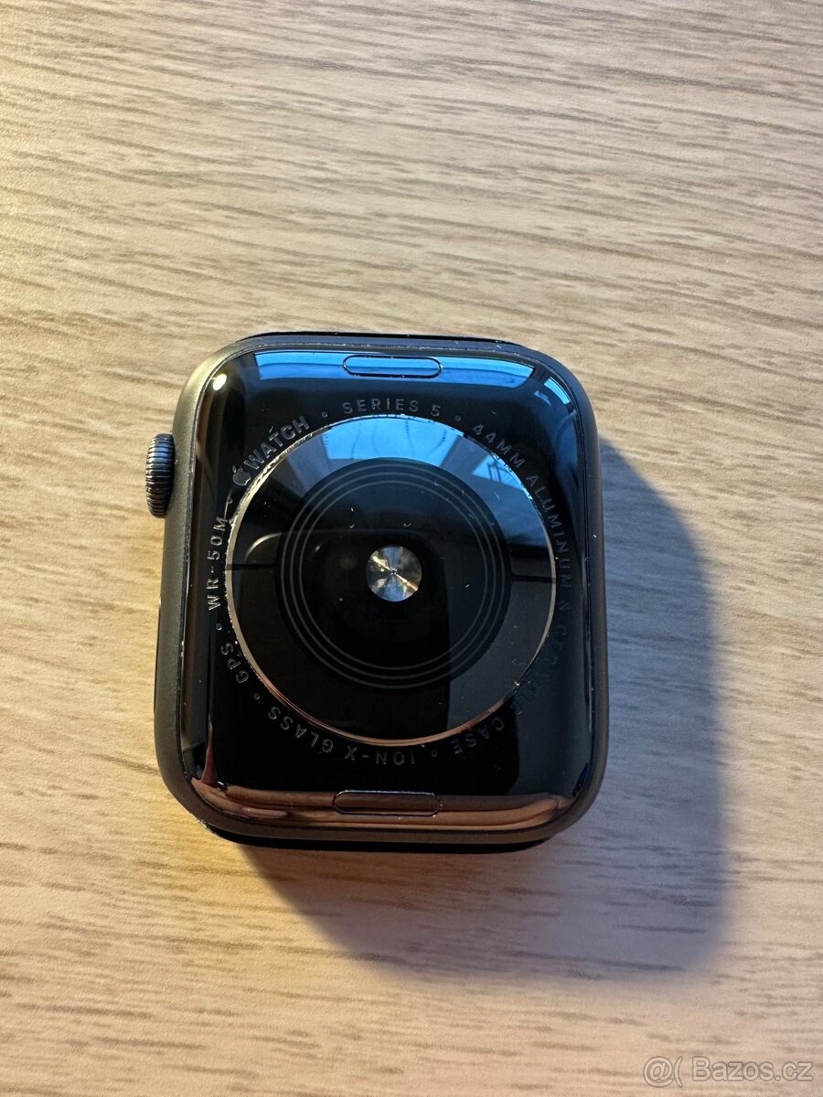 Apple Watch Series 5, 44mm - Space Gray - 5