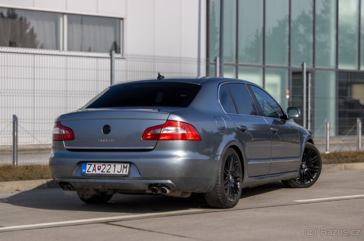 Škoda Superb 3.6 , 4x4 , 191kW, A/T, A6 - 5