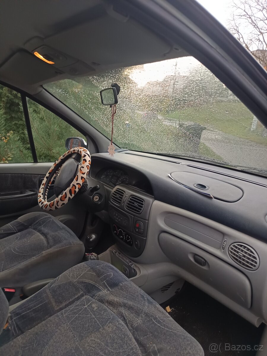 Renault grand Scénic - 5