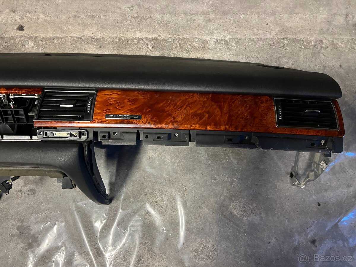 PALUBNÍ DESKA AUDI ČERNÁ A8 4E D3 4E1857003D - 5