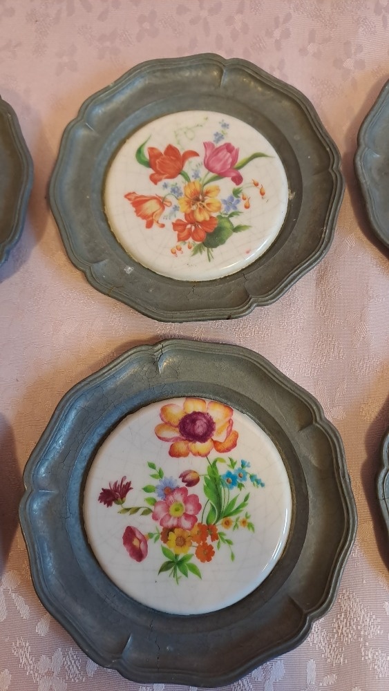 Cínové retro talířky značka Anděl 6 kusů - 5