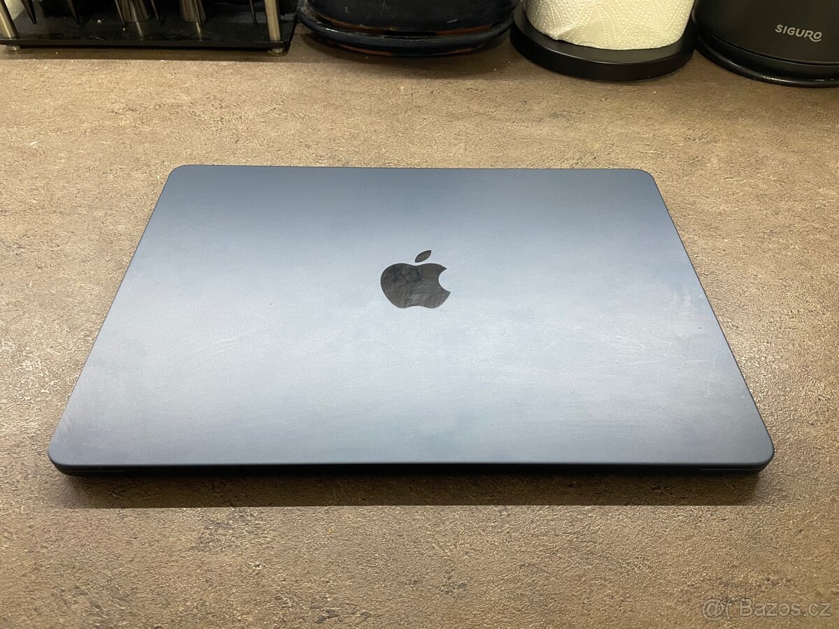 Prodám Apple MacBook Air 13" M4 8x GPU,16GB, 256GB - 5