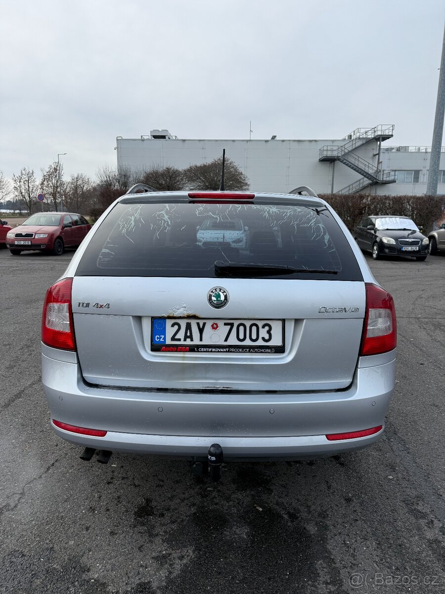 ŠKODA OCTAVIA COMBI II 4x4 1,6 TDi 77kW, klima, tažné - 5