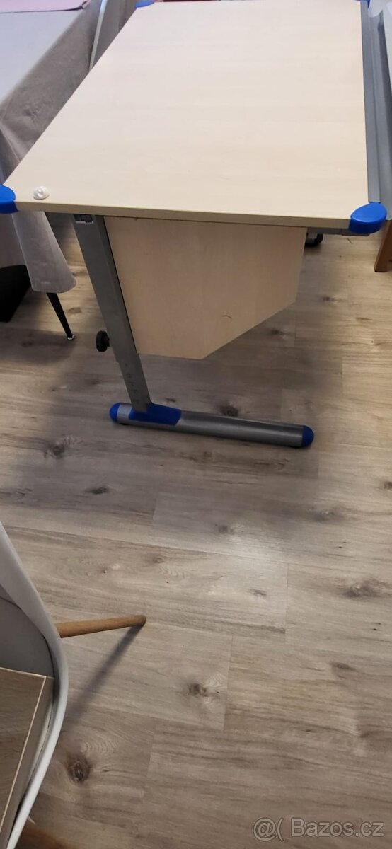 Dětský rostoucí psací stůl - 5