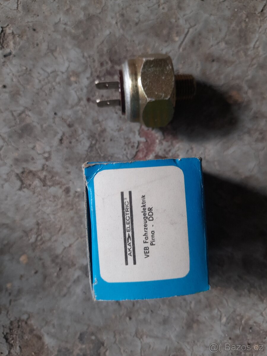 Náhradní díly- brzdový válec, parabola, spínač brzdových svě - 5