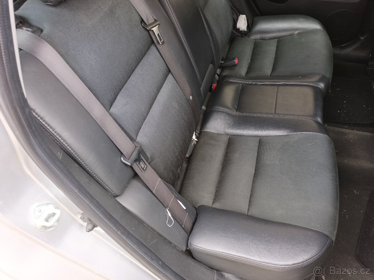 Honda Accord 7G combi - Polokožené sedačky - 5