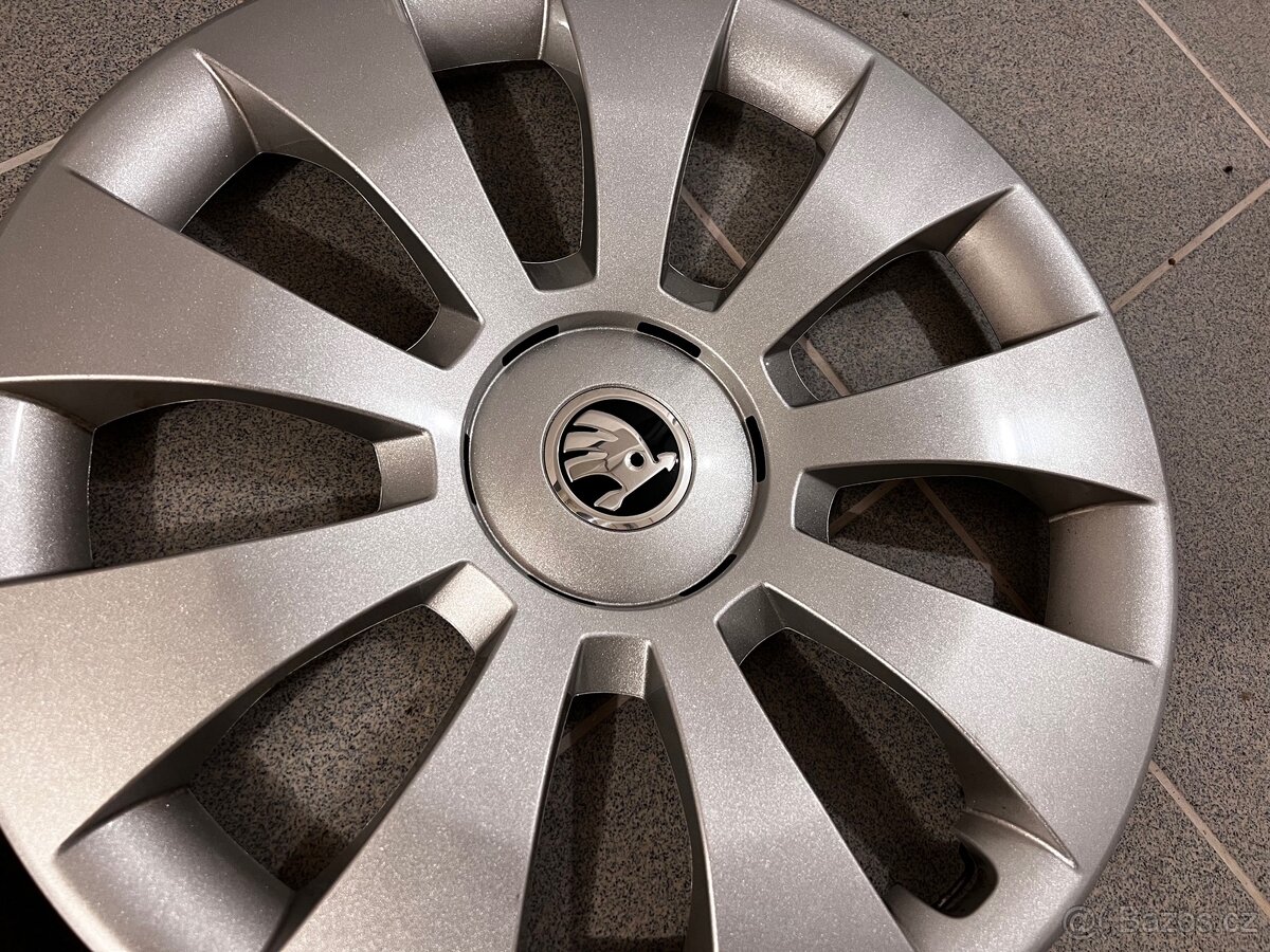Originál poklice Škoda Hermes 16" - 5