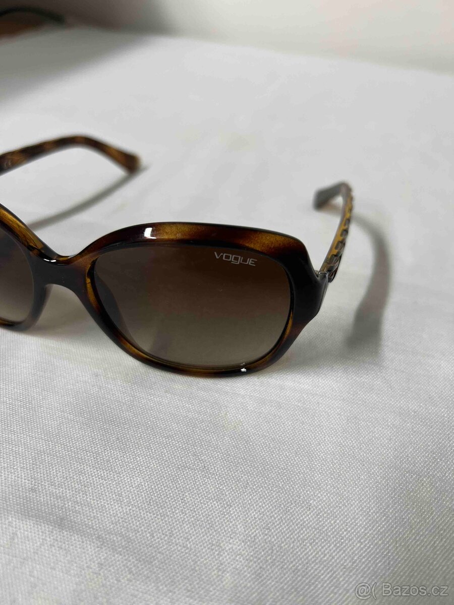 Sluneční brýle Vogue - 5