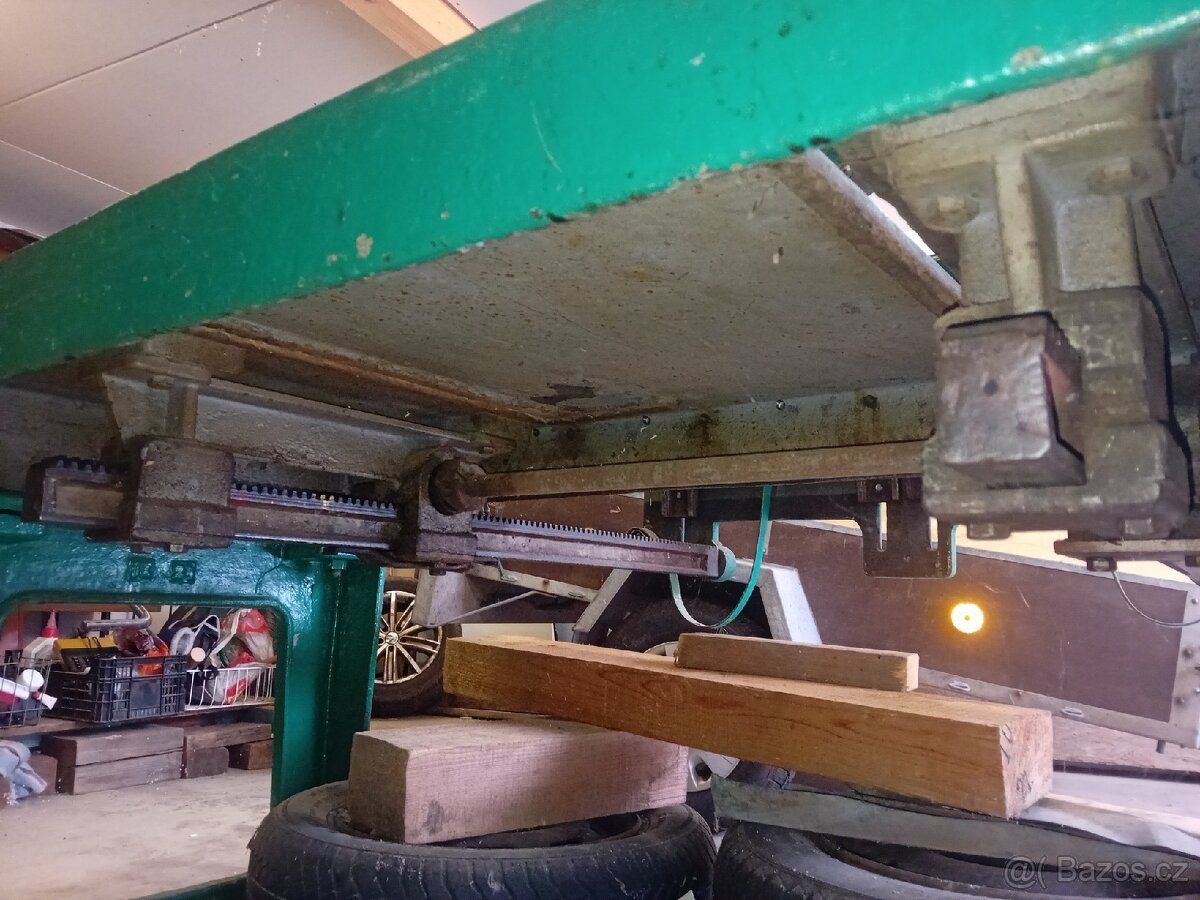 Stolní nůžky na plech 1m - 5