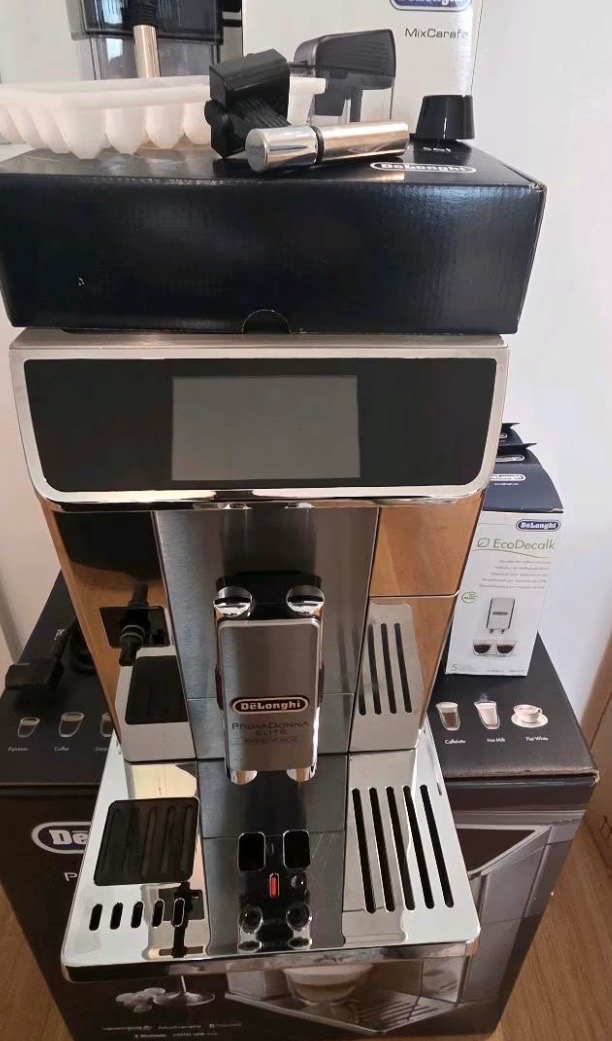 Prodám De'Longhi ECAM 656.85.MS PrimaDonna Elite Experience - 5