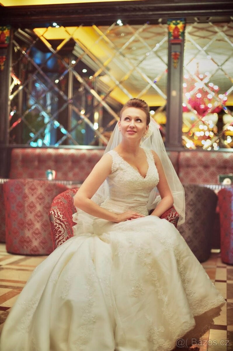 Svatební šaty - 5