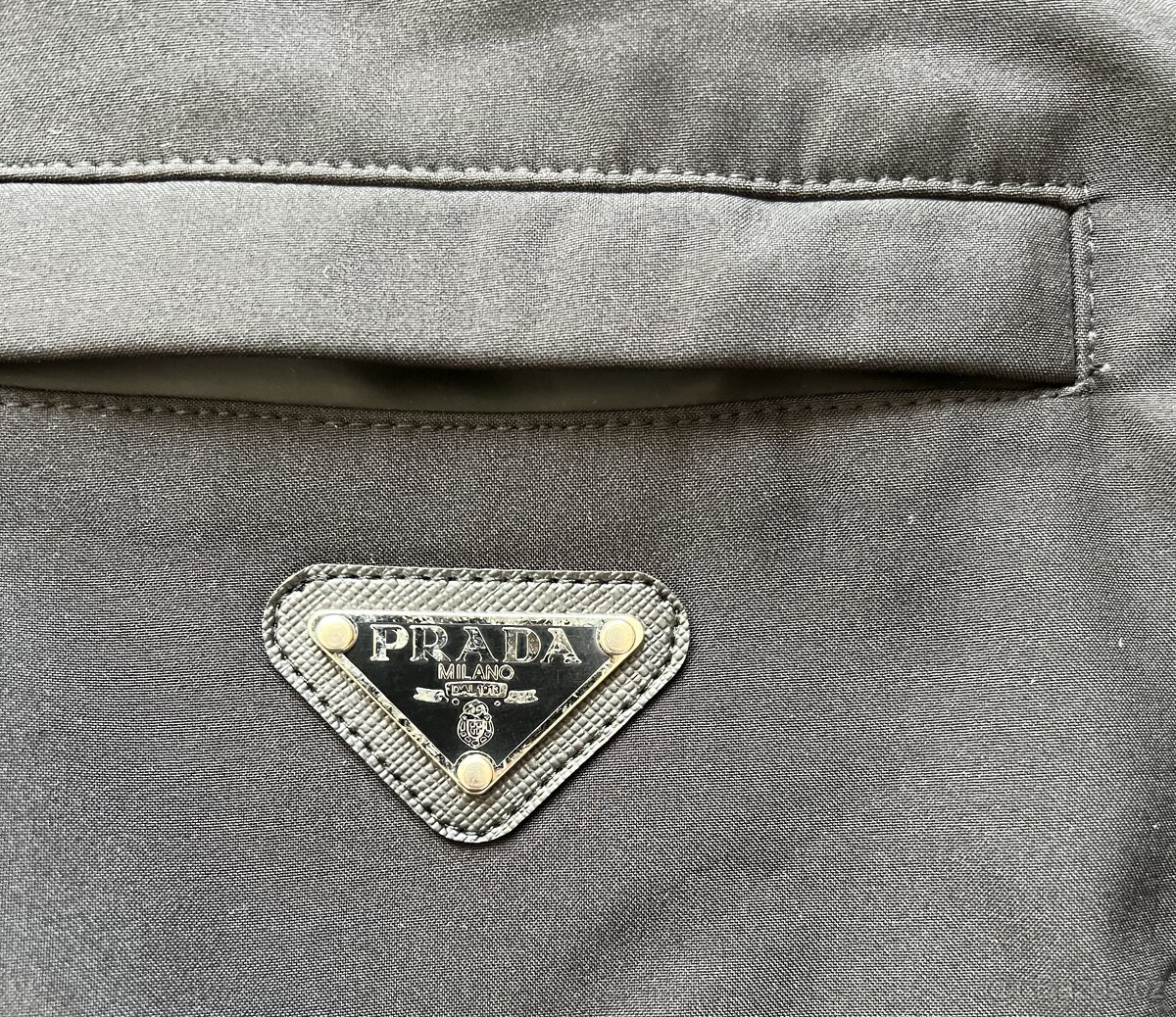 Černá mikina značky Prada - 5