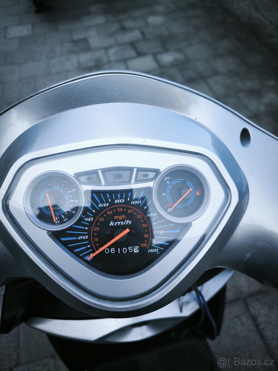 Prodám velký skútr Admirál 125 - 5