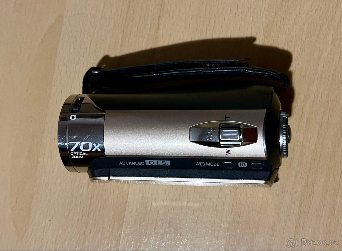 Panasonic SDR-S26 – 70× optický zoom,až 3500x digitální - 5