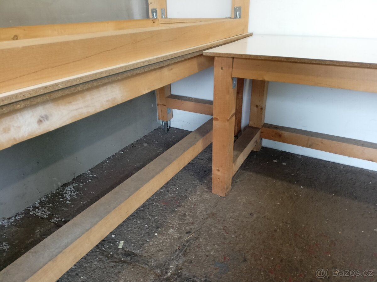 Pracovní stůl - 5