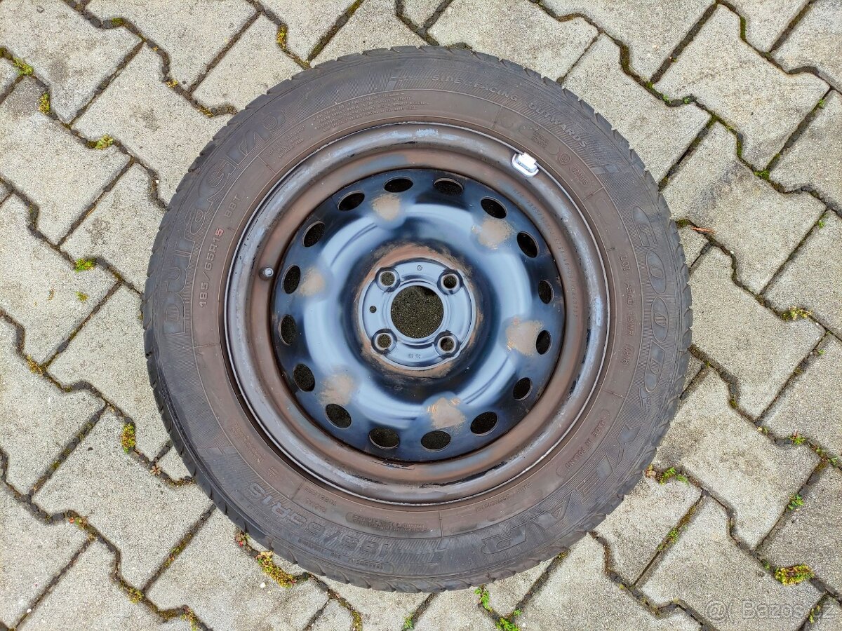 Kompletní kola na Dacia Sandero I ,185/65/15. - 5