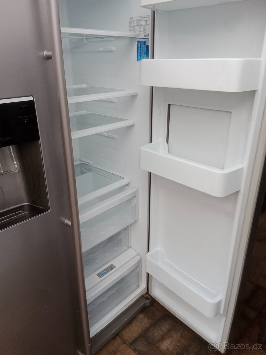 Americka lednice Samsung A+++ - 5