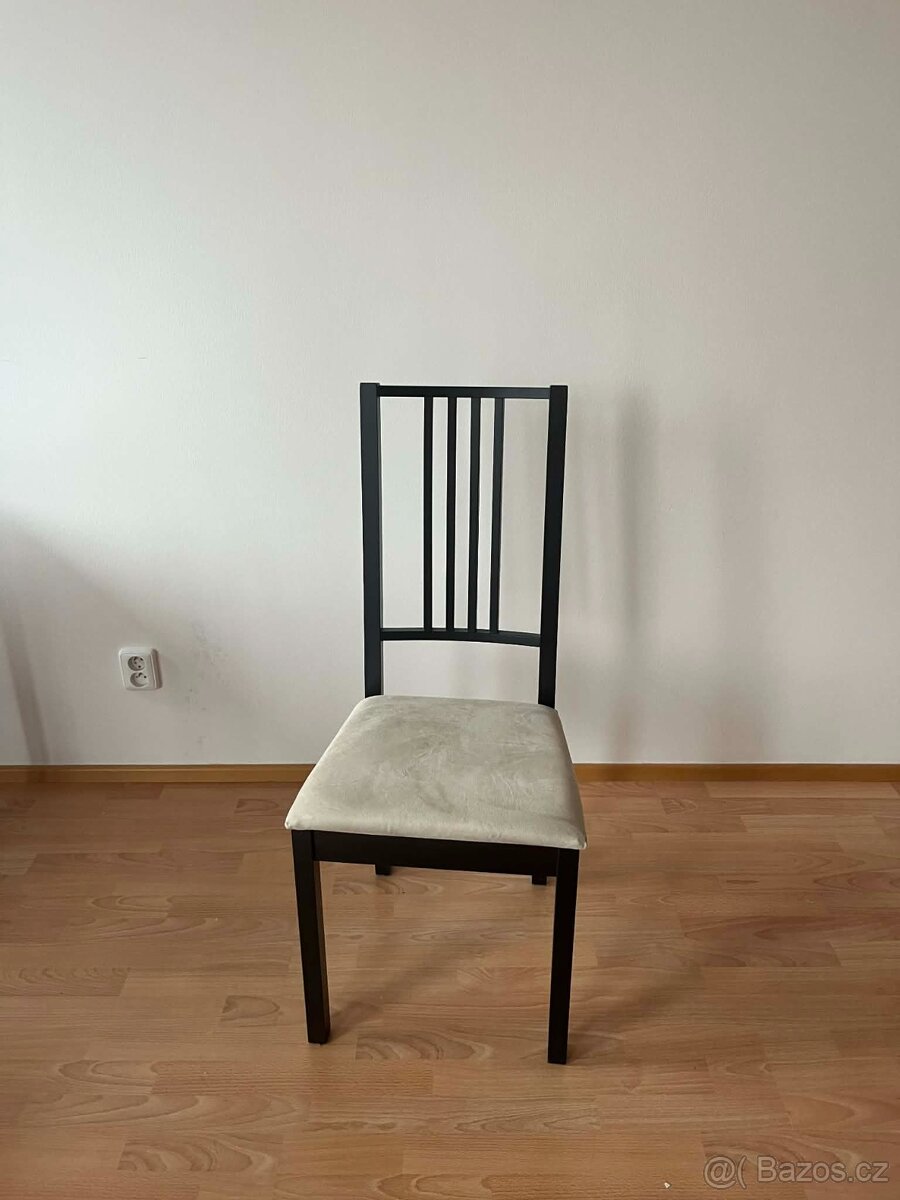 Jídelní stůl + 4 židle - 5