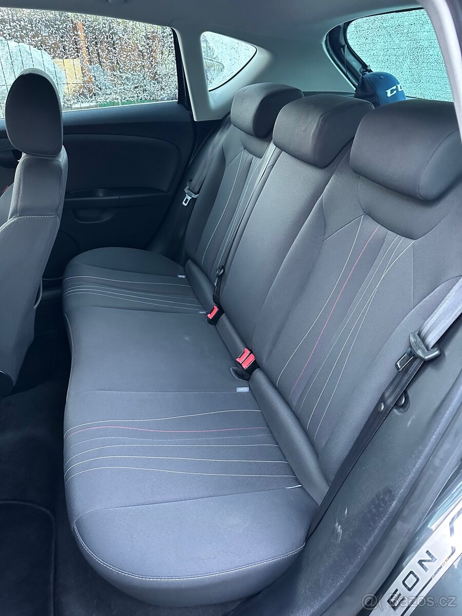 Seat Leon 1.6 TDI TOP STAV - 5