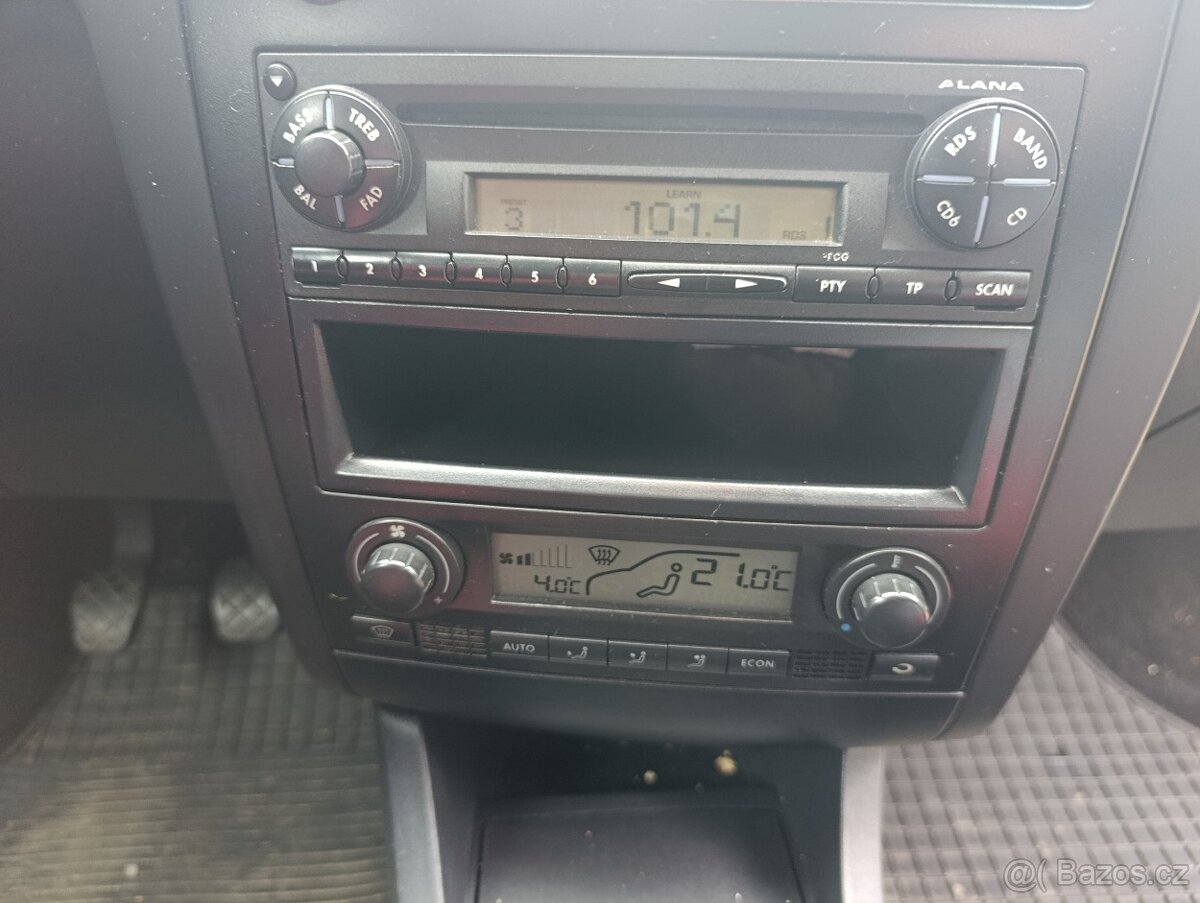 Seat Ibiza 3 dv. - 5