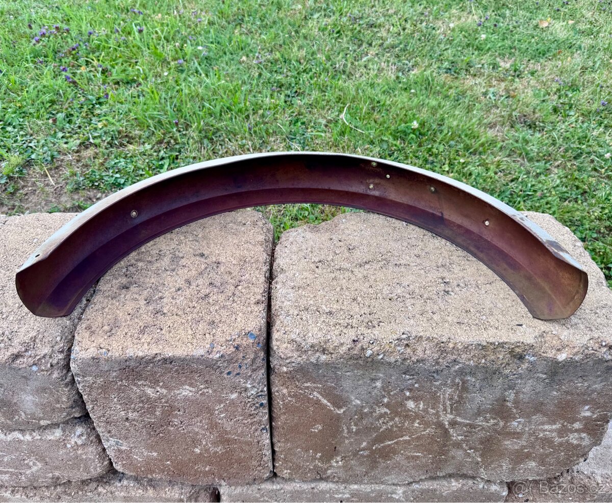 Jawa Babeta 207 - zadní blatník - 5