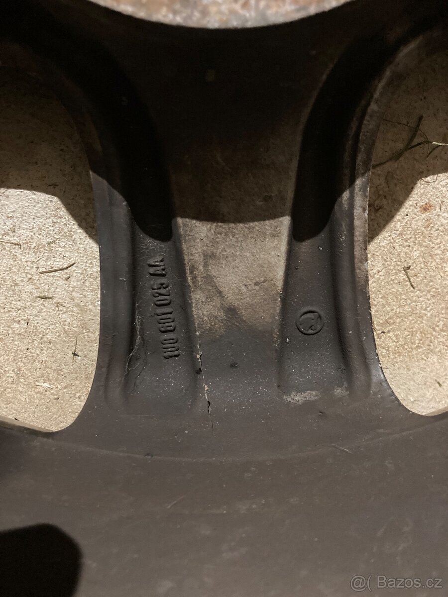 Litinové disky originální 16 palců z Octavia 1 - 5