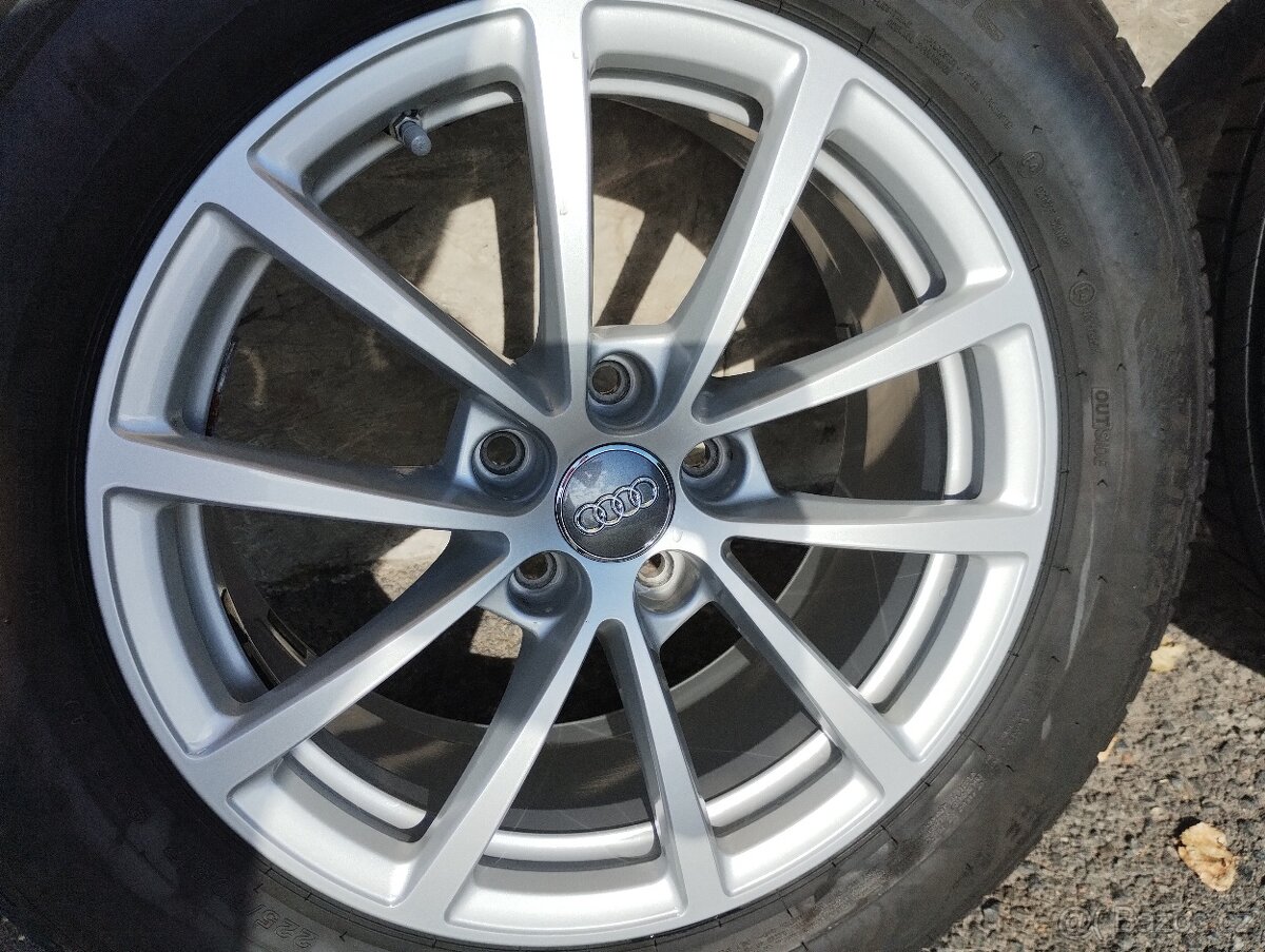 Prodám Alu disky Audi 17" s pneu Bridgestone - 5