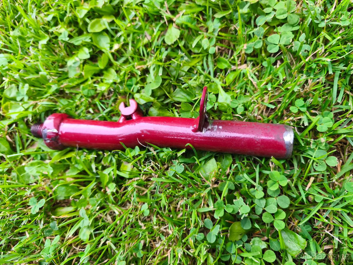 Trubka přední stupačky - pravá - Jawa 250 Kývačka, Panelka - 5