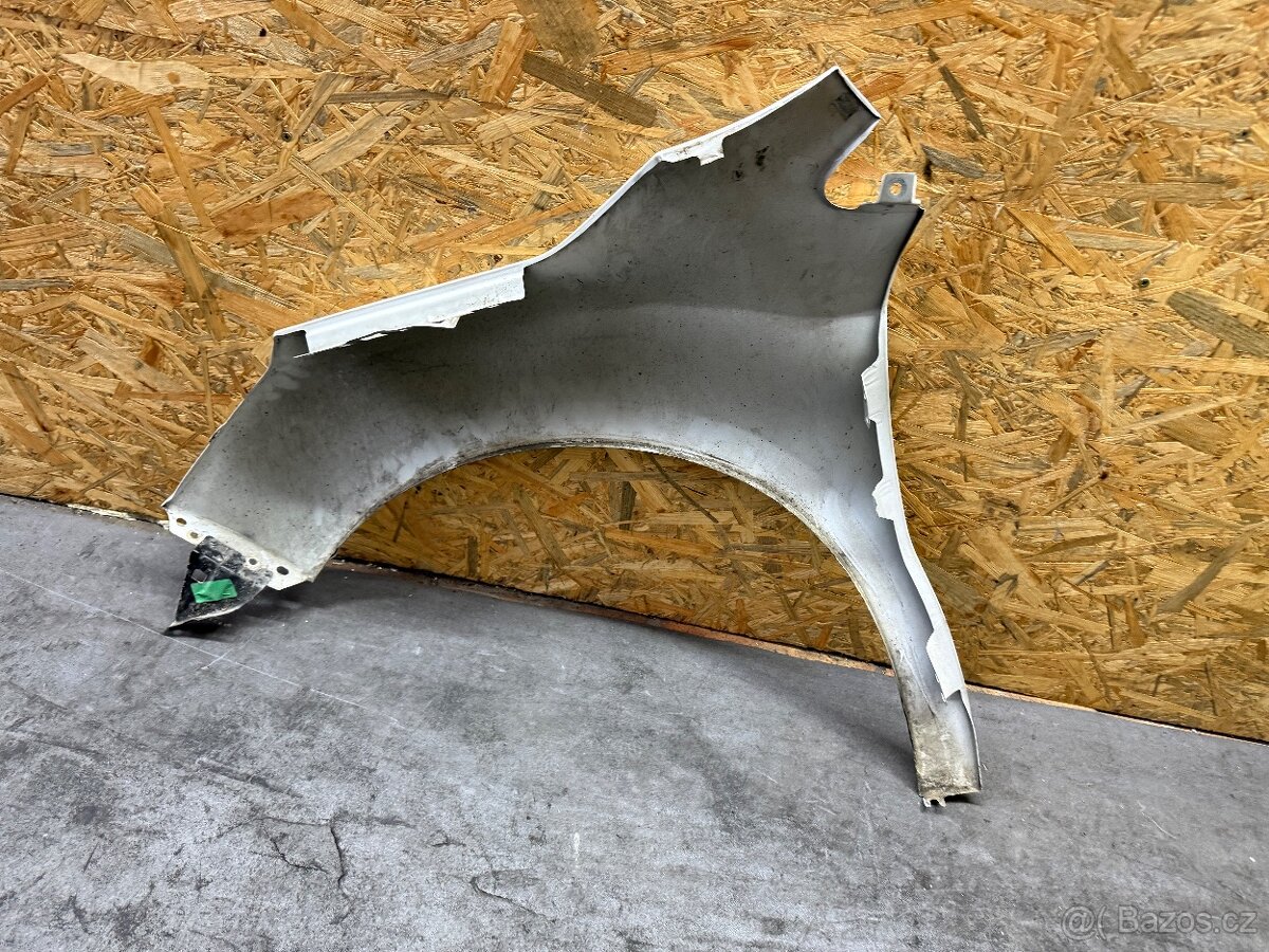 Pravý blatnik Citroen DS4 2011-2015 TOP - 5