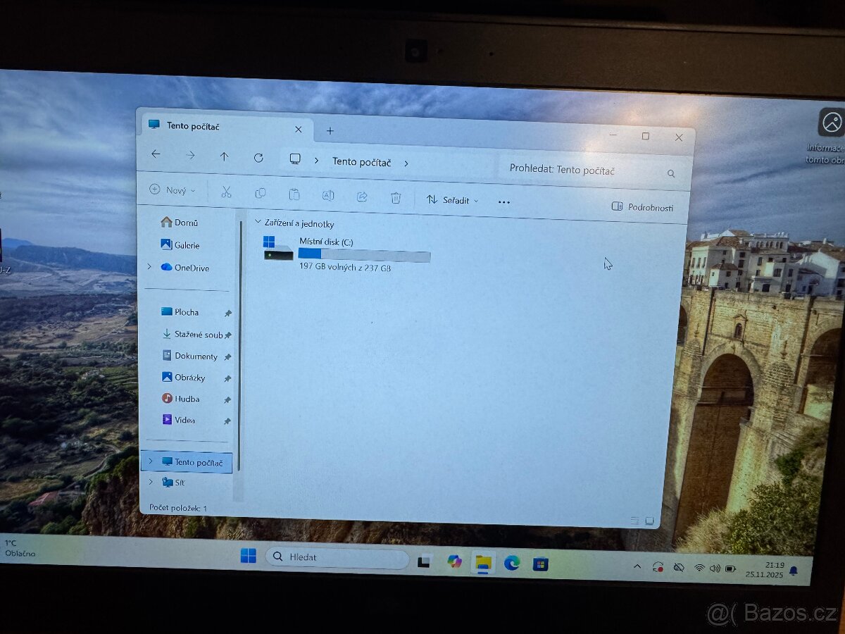 Manažerský Dell Latitude E7470 (i5, 12GB RAM, 256GB SSD) - 5