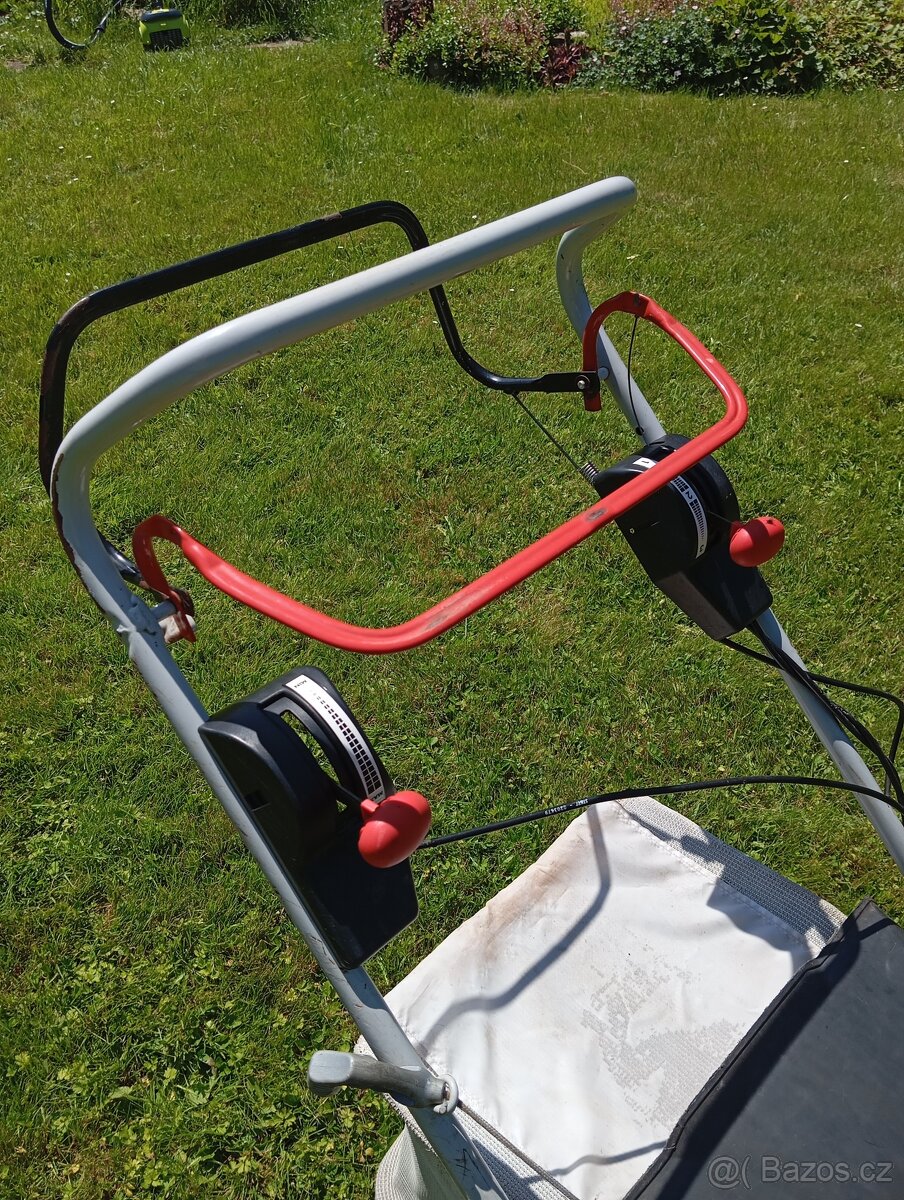 Sekačka Oleo-Mac LUX 55 TBI – silný motor B&S - 5