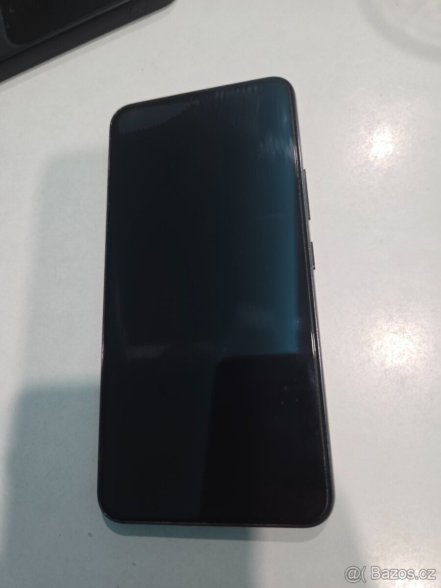 Samsung Galaxy s22 černý TOP stav - 5