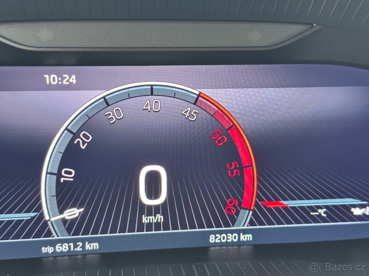 Škoda Superb 2.0TDi VIRTUAL,KAMERA,1.MAJ. - 5