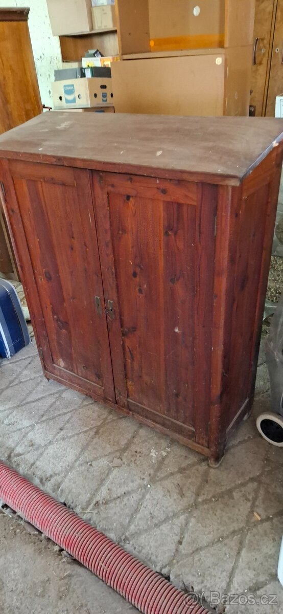 Starožitná skříň - 5