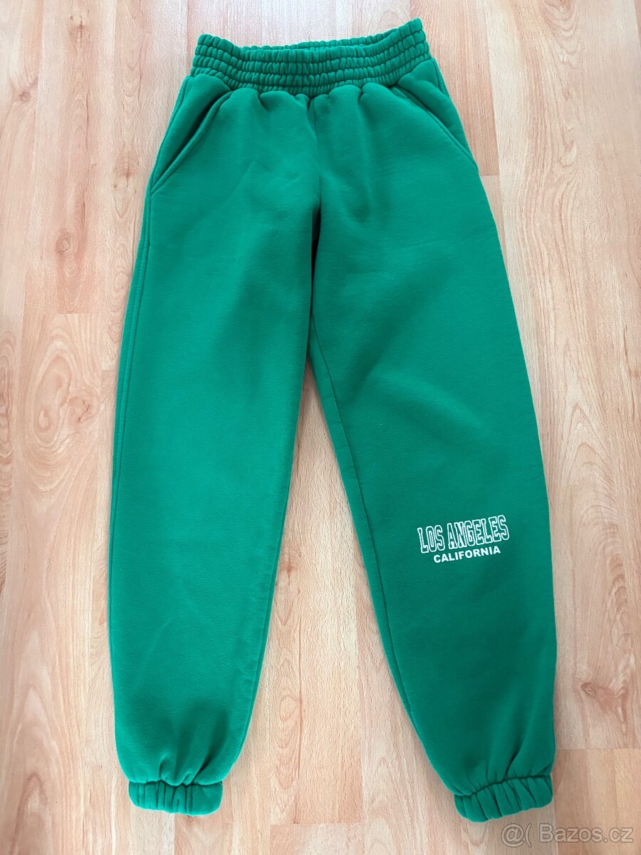 Chlapecký set oblečení vel. 152 - 5