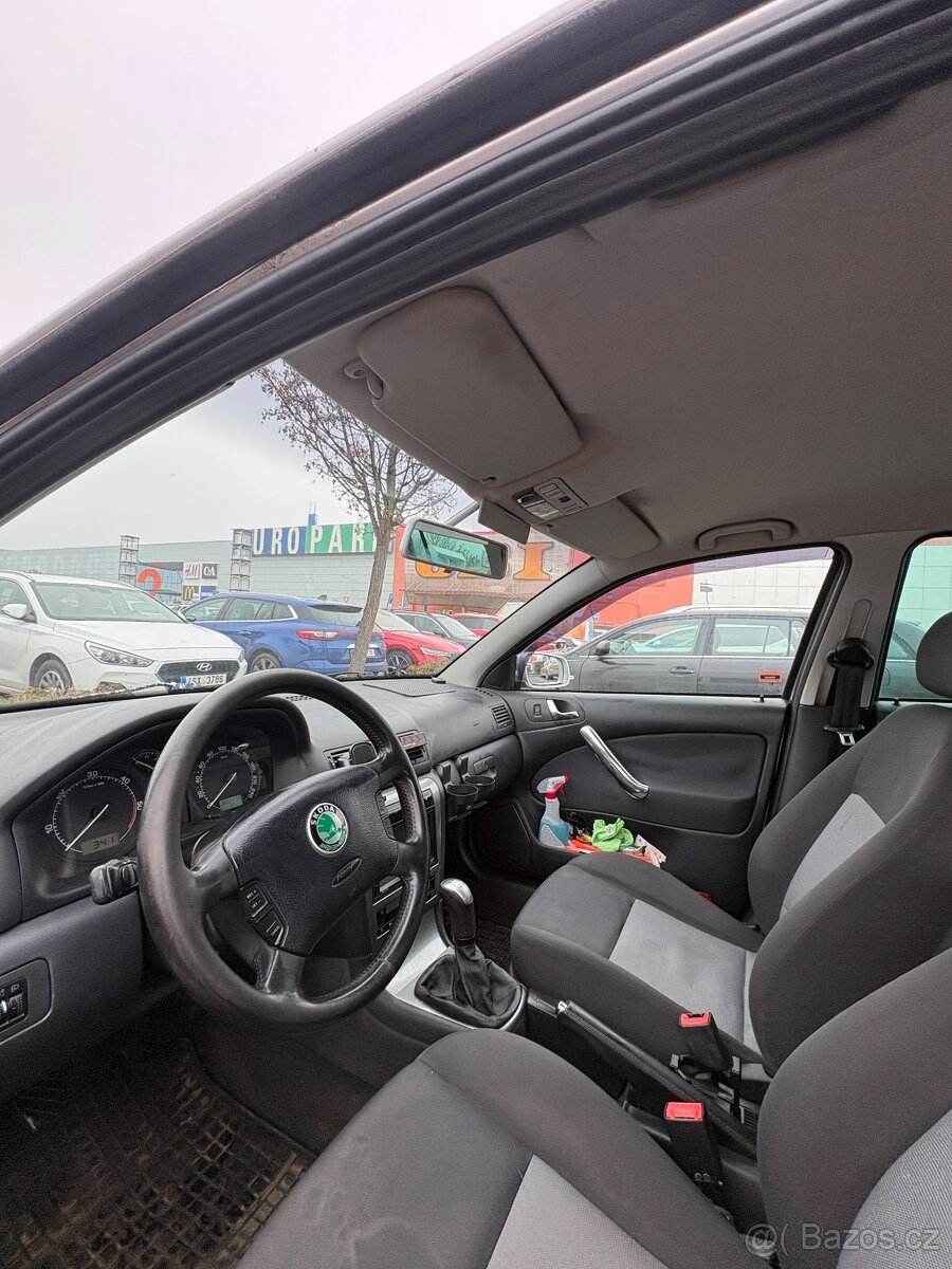 Škoda Octavia 1 combi - stříbrná - 5