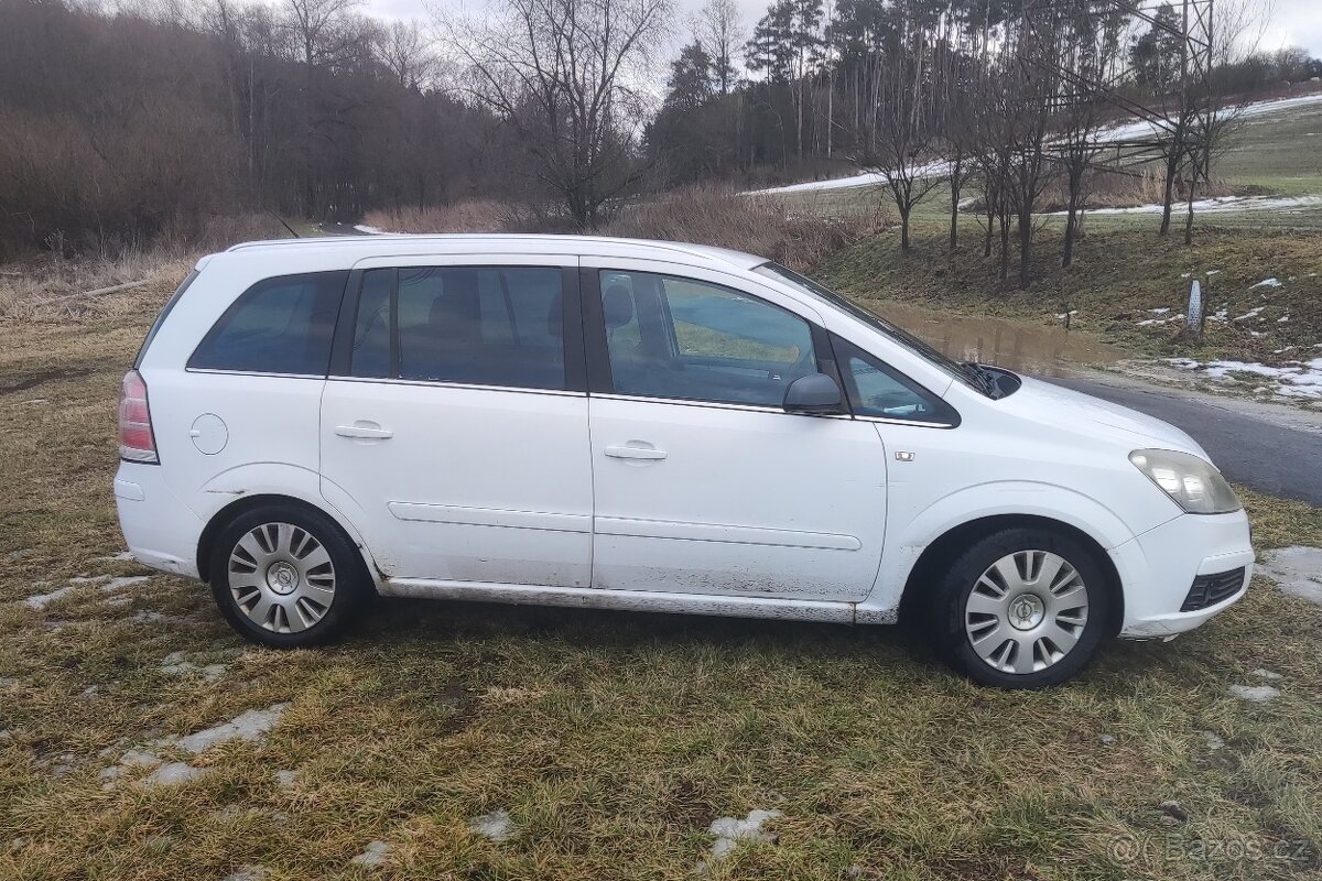 Opel Zafira 1.9 CDTI 88 kW, MPV - 5