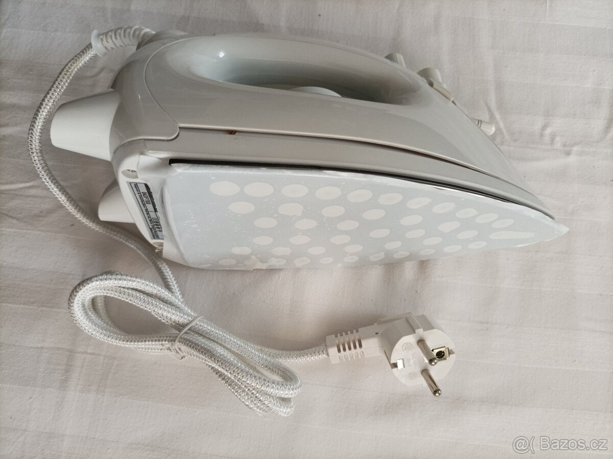 Napařovací žehlička Inspira 1200W - 5