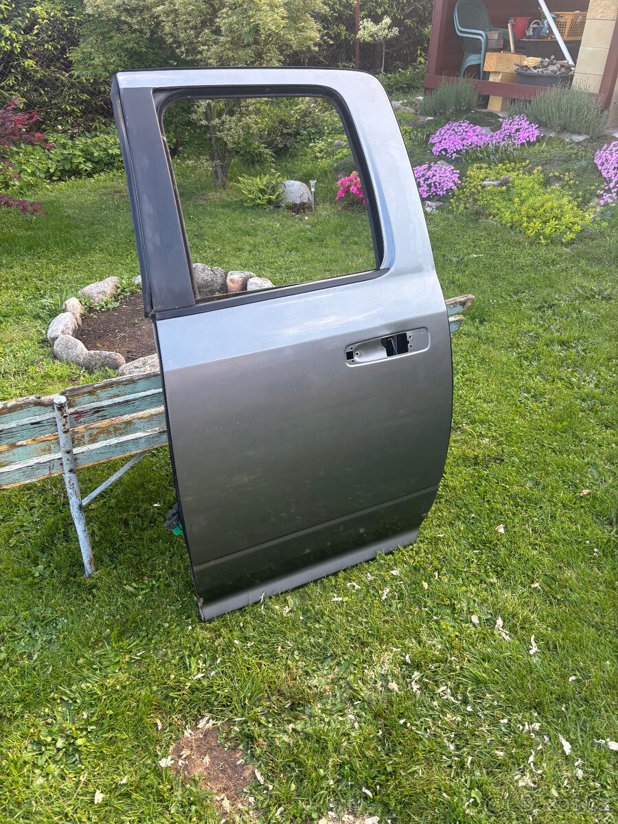Dodge ram Quad Cab zadní dveře