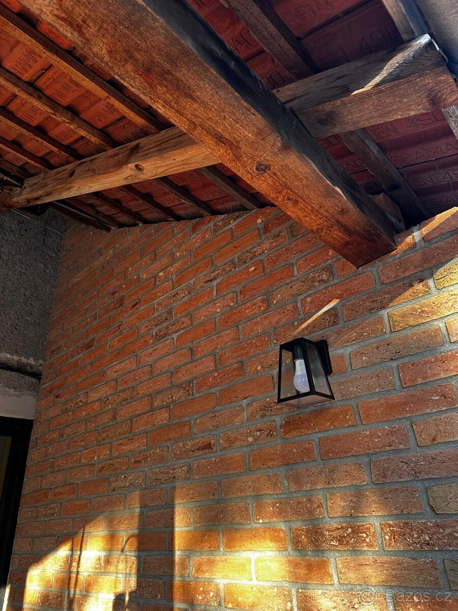 CIHLOVÝ OBKLAD Z PRAVÝCH CIHEL (střed cihly) - 5