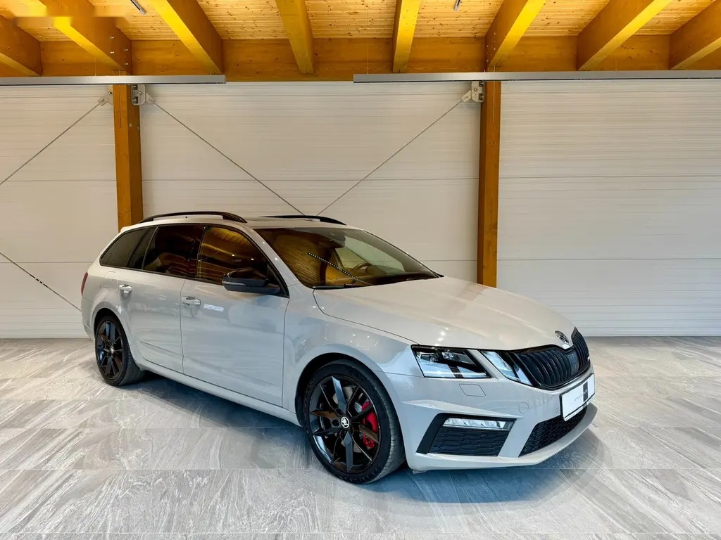 Škoda Octavia, 2.0 TSi DSG RS Challange - 5