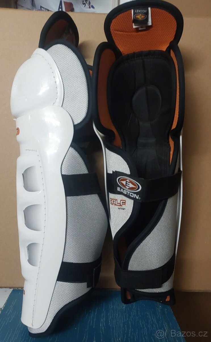 Hokejové brusle, chrániče, kalhoty, rukavice - 5