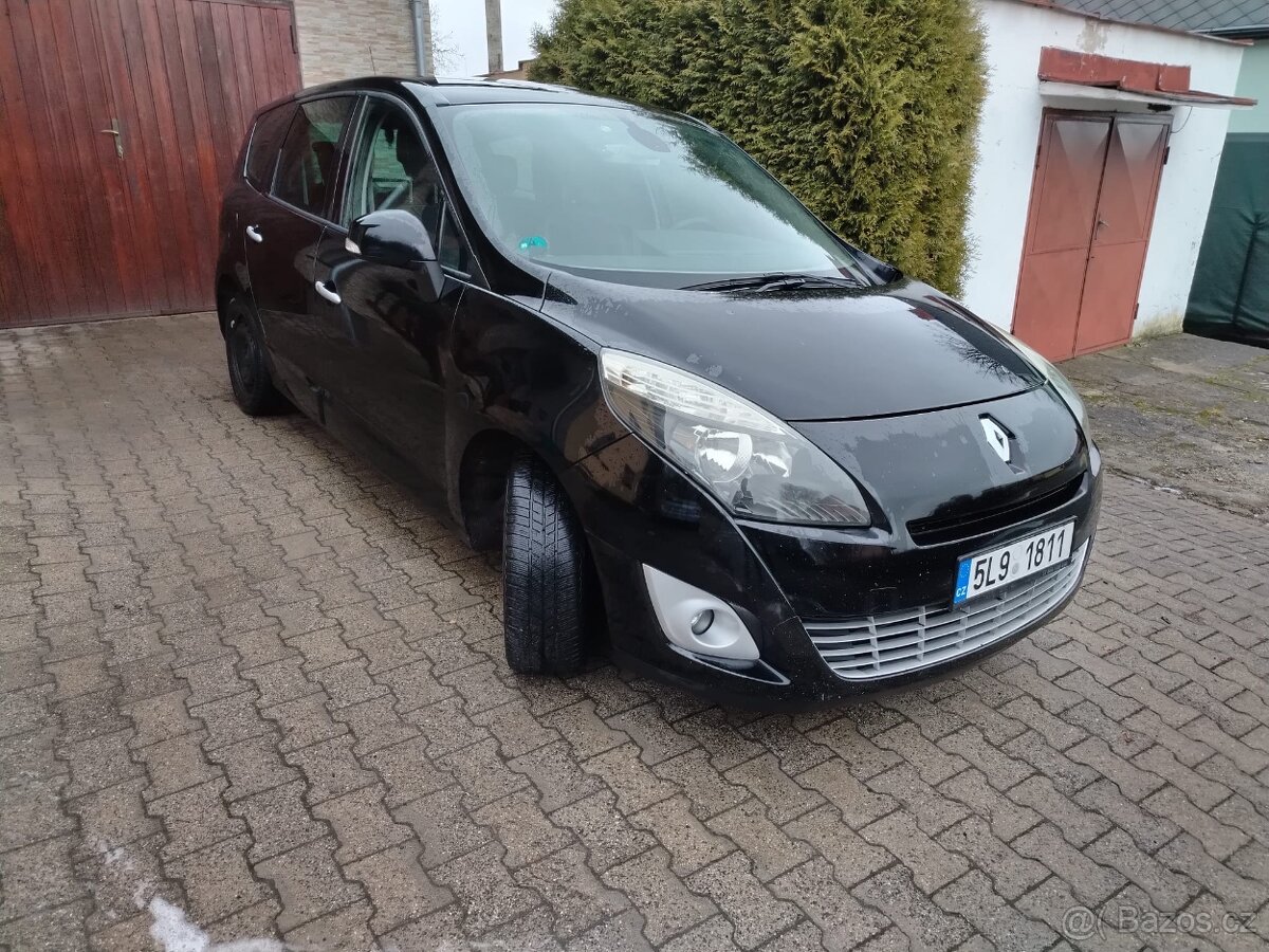 Renault Grand Scénic 1.9 TDCI 96 KW - 5