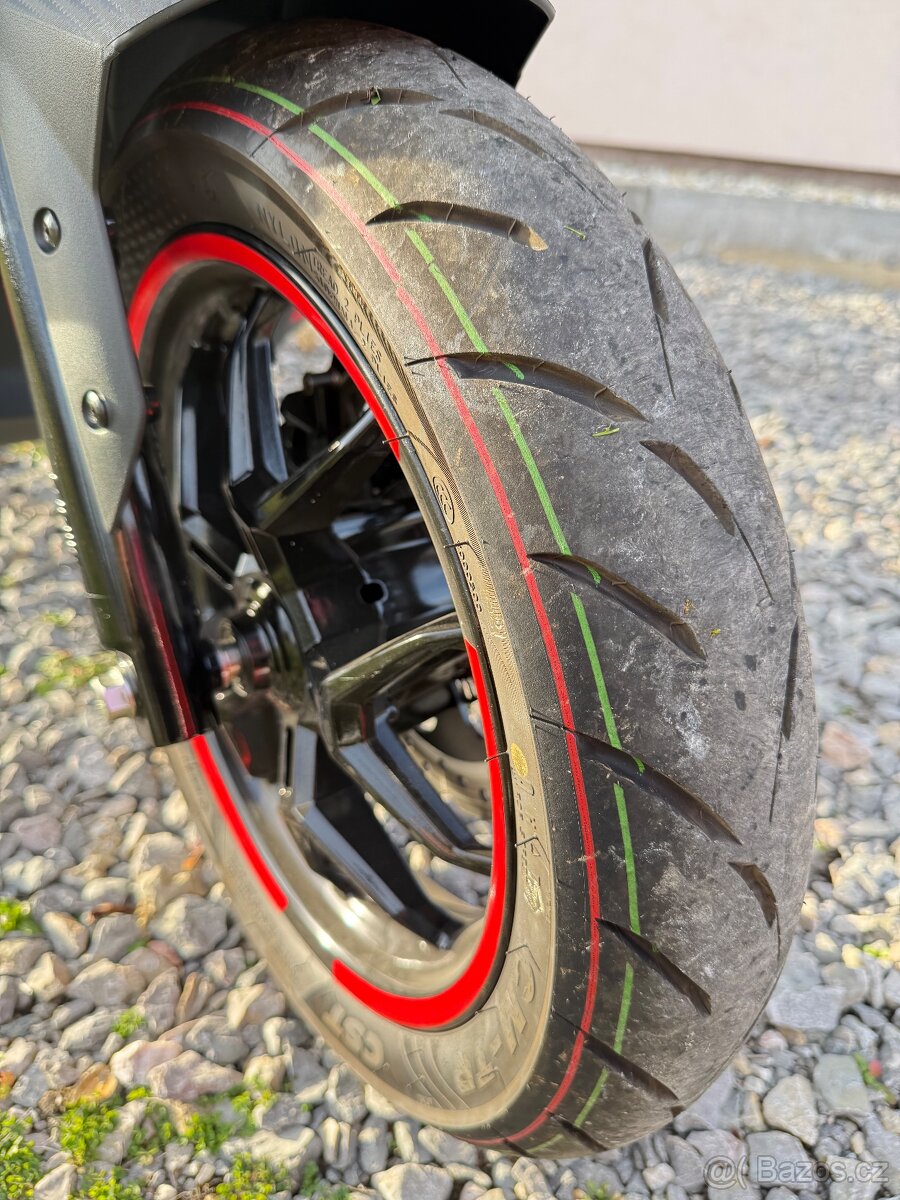 Aprilia SR GT 125 GP REPLICA - 5