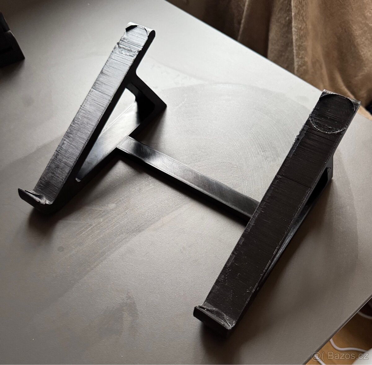 3D vytisklý stojánek na notebook - 5