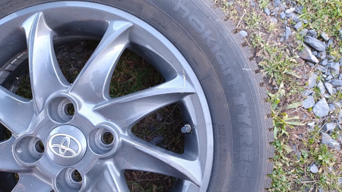 Alu kola Yaris originál - 5